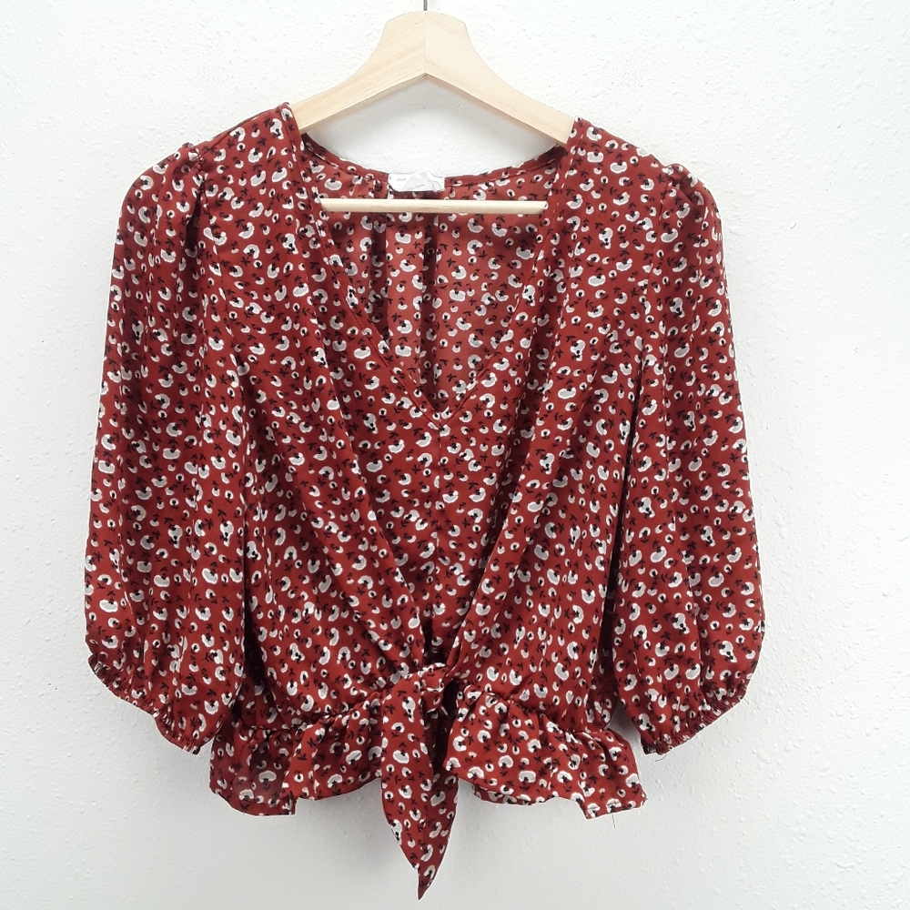 Sienna Sky brown 3/4 puff balloon sleeve vneck knotted front crop top peplum